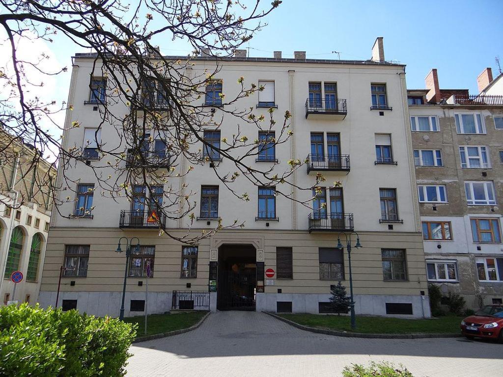 Julia Apartman Miskolc Esterno foto